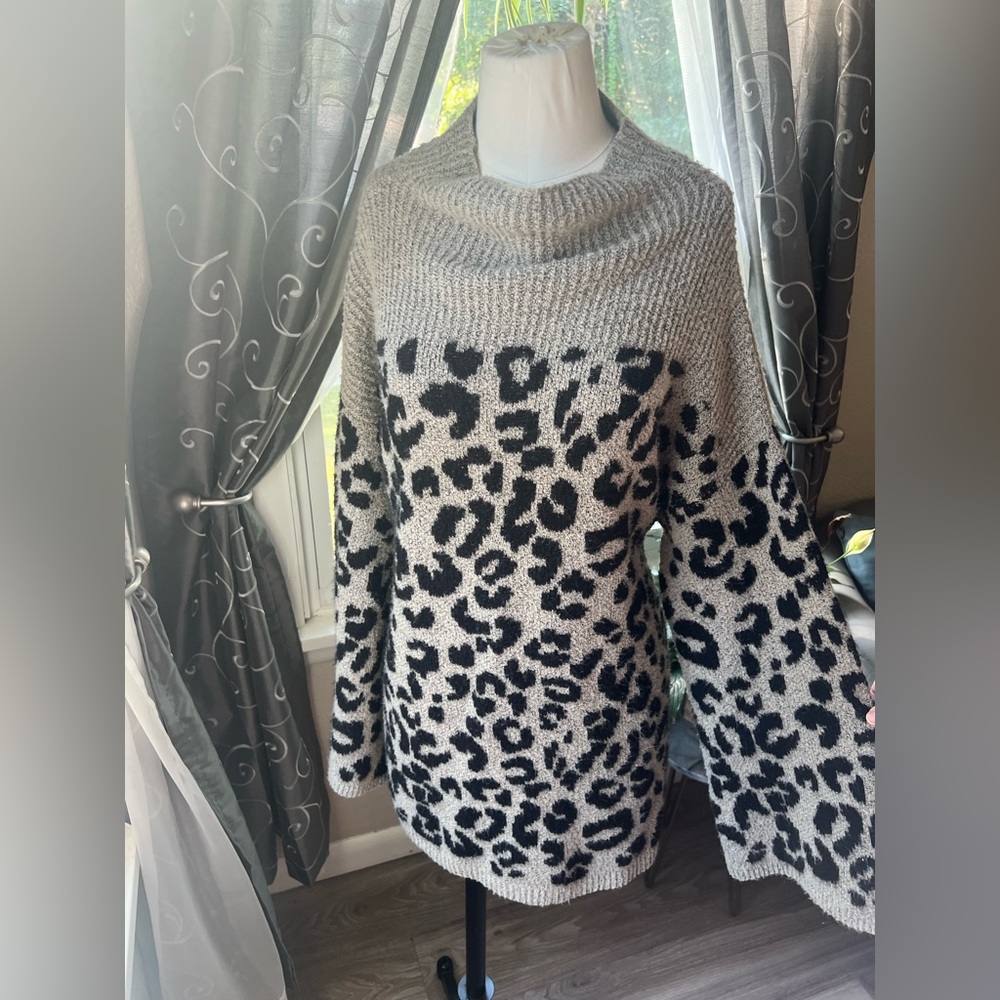 Maternity by Ingrid & Isabel Gray Knit Sweater